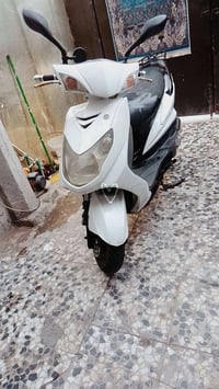 دراجه سكنس فحل للبيع دراجه حلوه نضيفه  سعر الدراجه 850 وبيها مجال للشر...
