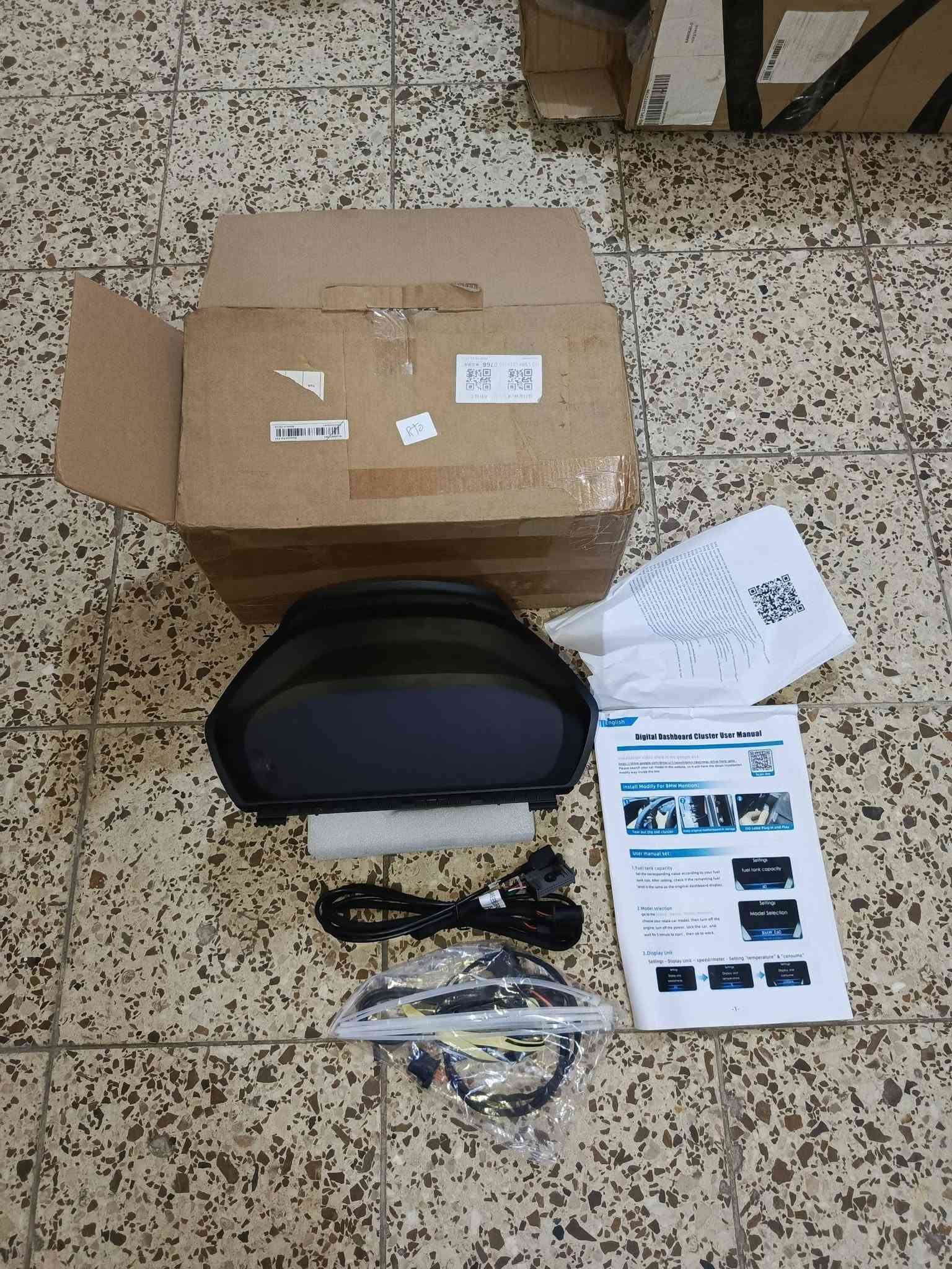 شاشة كيلو • بي ام F30 • جديدة بالكارتون