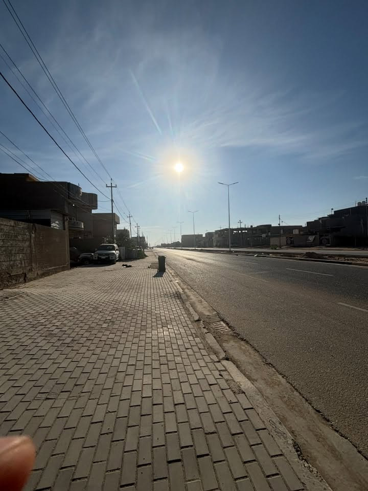 عرصة تجارية • ٢٢٠م • ملحق الفارس