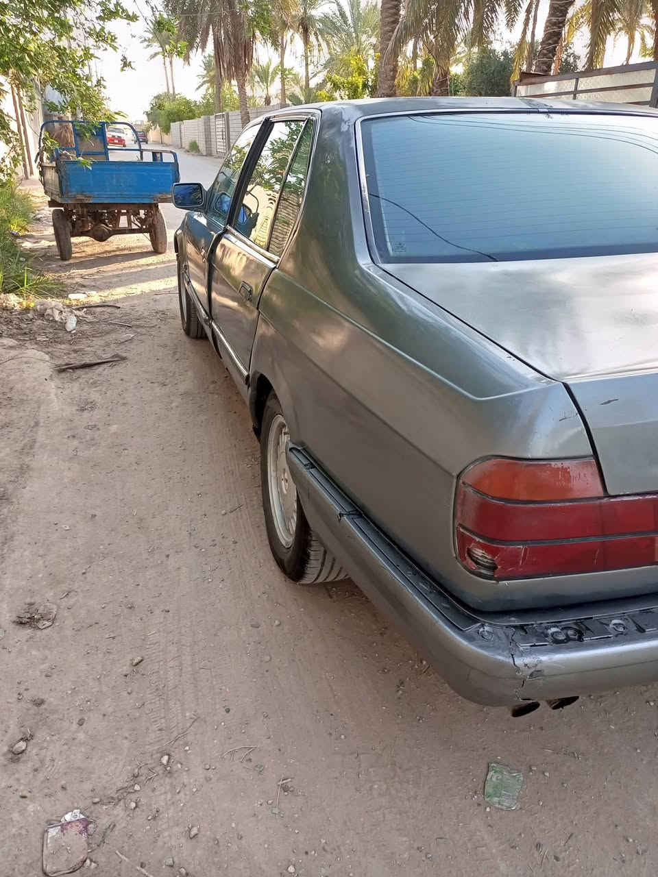 السلام عليكم 
bmw 735 li 
كير و محرك مكفولات 
السيارة خير من الله 
هزة جديدة 
تايرات تخم جدد 
كير ومحرك ياباني شلعة قوية
رقم انگليزي بسمي
السيارة بيها نقوصات بسيطة 
ب 30 و بيها مجال
 ***********
