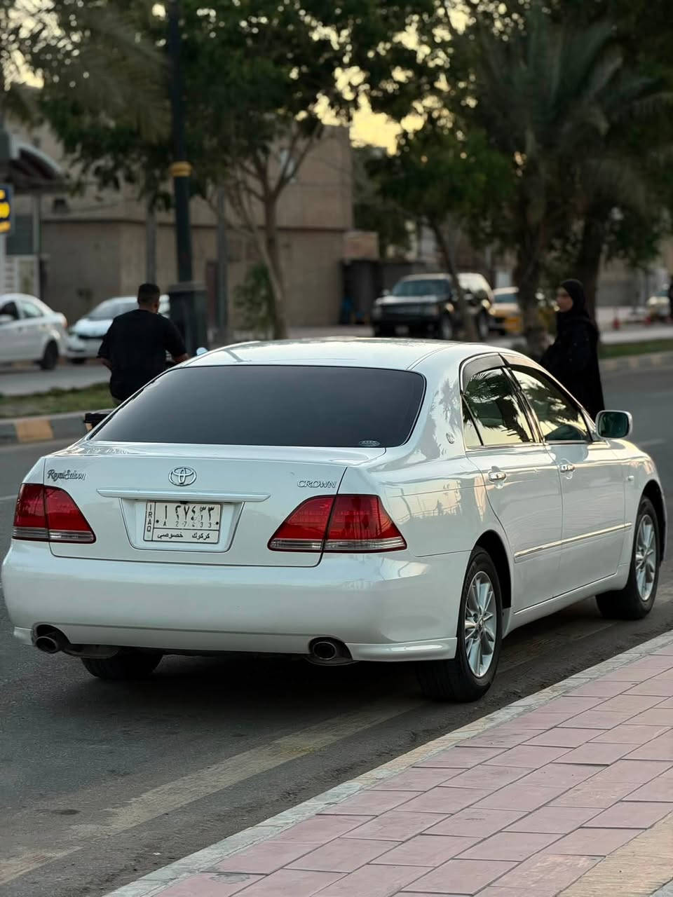 كراون شاهنية2005 دكمتين شاصي 82 مكفول كص ونقل جثه واصوليات فقط داخل بيجي تخم تايرات كير مكينه مكفولات مدفوع كمرك وضريبة باقي ع ارقام وراعيها موجود بل نجف ومكان السيارة نجف تريد وكالة تريد مداور فقط تدفع فلوس الارقام  السعر 110 وبيها مجال
***********
