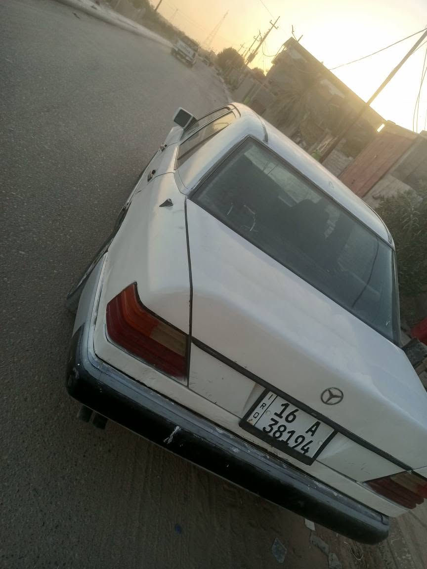 سلام عليكم سياره مارسدس دب للبيع سياره حلوه وجاهزة مكينه وكير 2500 بطه سياره كفاله كص واصوليت وتحويل مباشره رقم انكلايزي 16 قادسيه راعيه بلدير تحويل مباشر سنويه 2031 جديده سياره كله جديد بس التبريد ما كملته كلها جاهزه راديتر جديد مسجل بلاد سياره حلوه وجاهزة سعر 40 وبيها مجال أو مراوس حسب القناعه *********** وحاظر بكل وقت عنواني البصره القرنه البصرة, العراق
