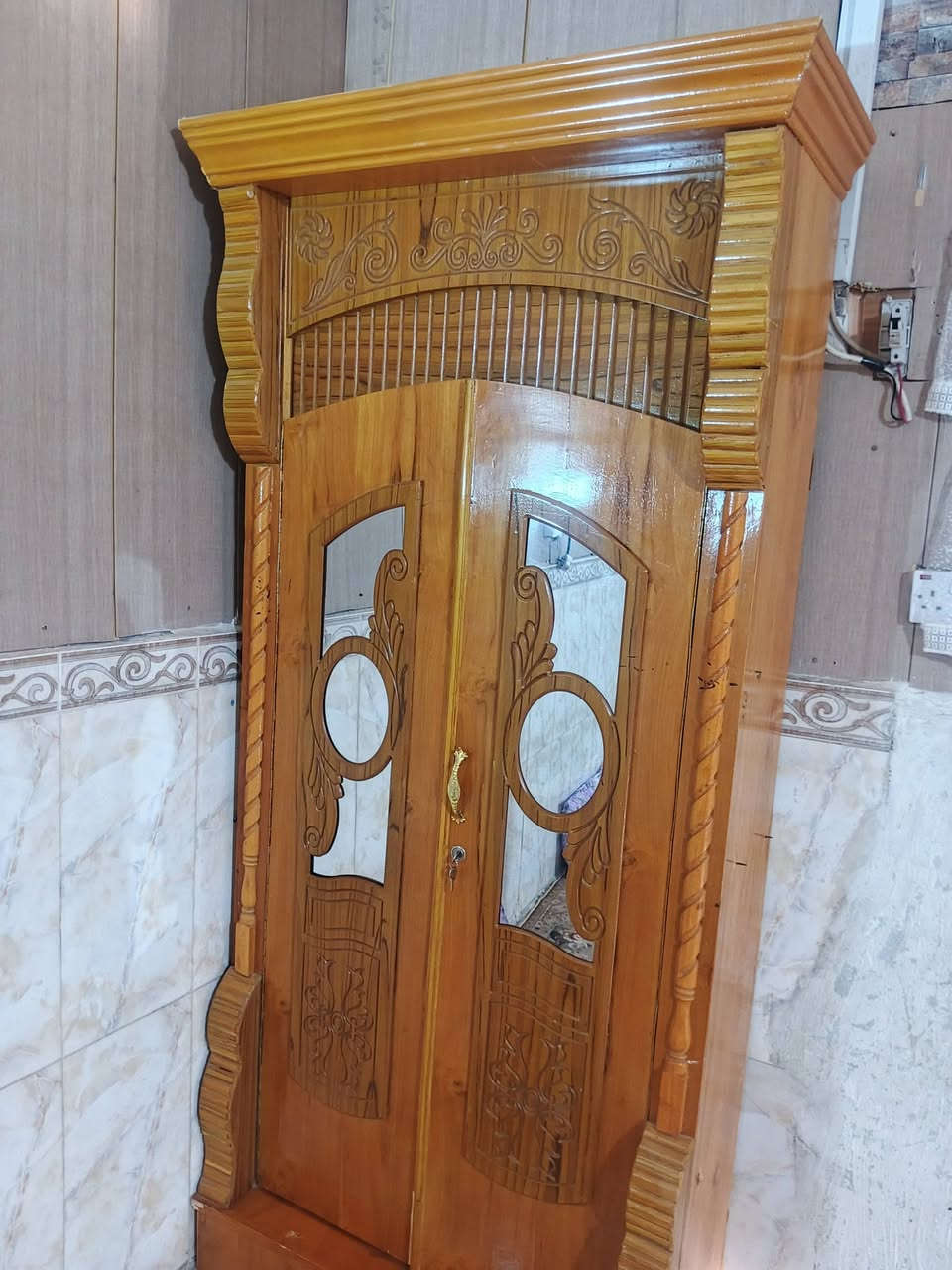 غرفة كاملة • مستعملة نظيفة • البصرة