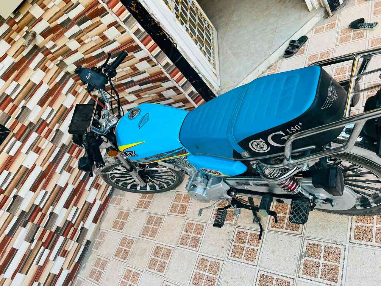 البيع دراجه سيفان موديل 2025وراق سكنر محرك 150مكان شطره ً. رقم صحب لدراجه ***********
