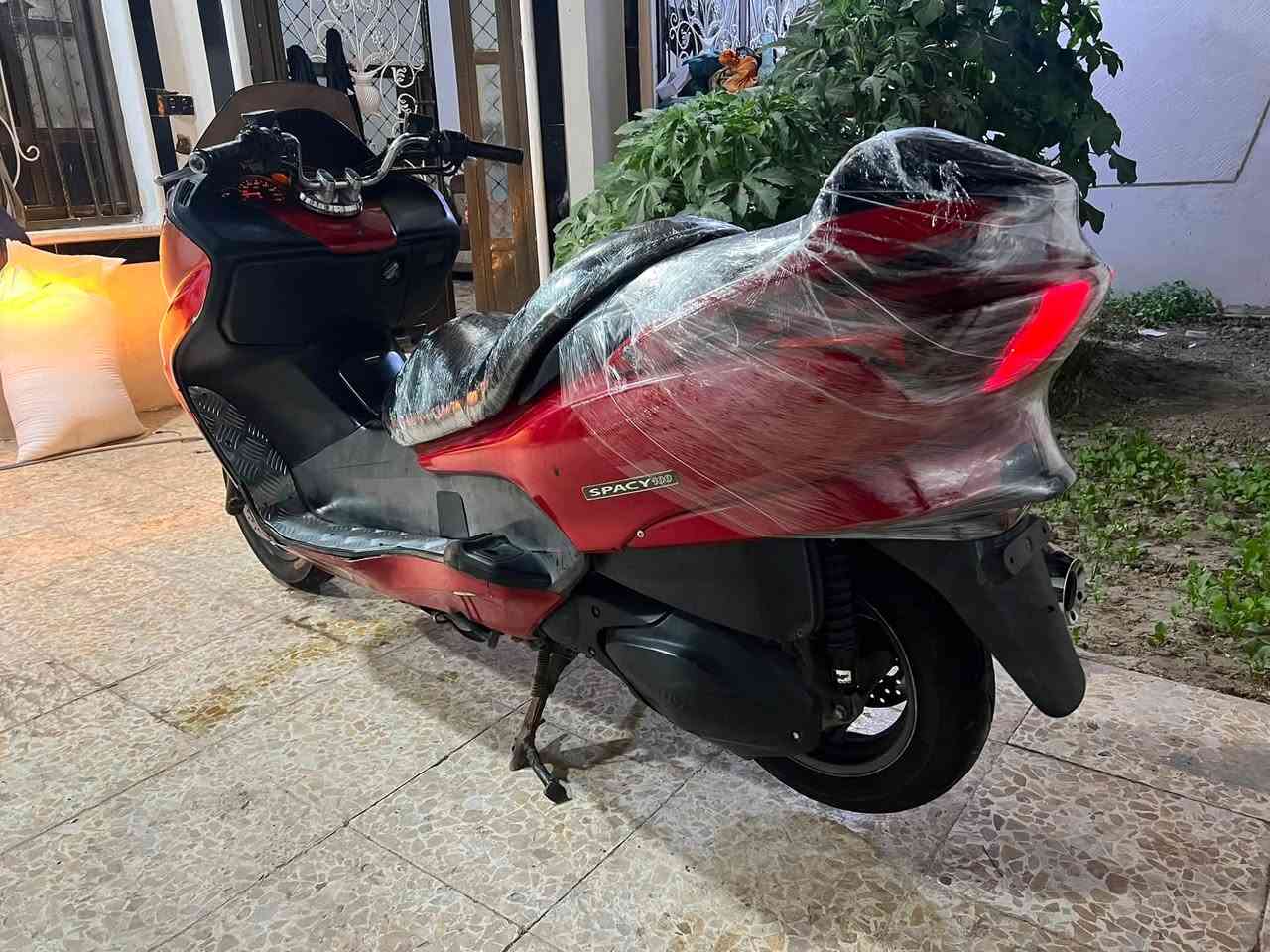 فورزه صفر 8 عميه بلاد
مراوس بصفر 10 ونطي فرق 
أو بيع بيع ب ٦٥٠
***********
