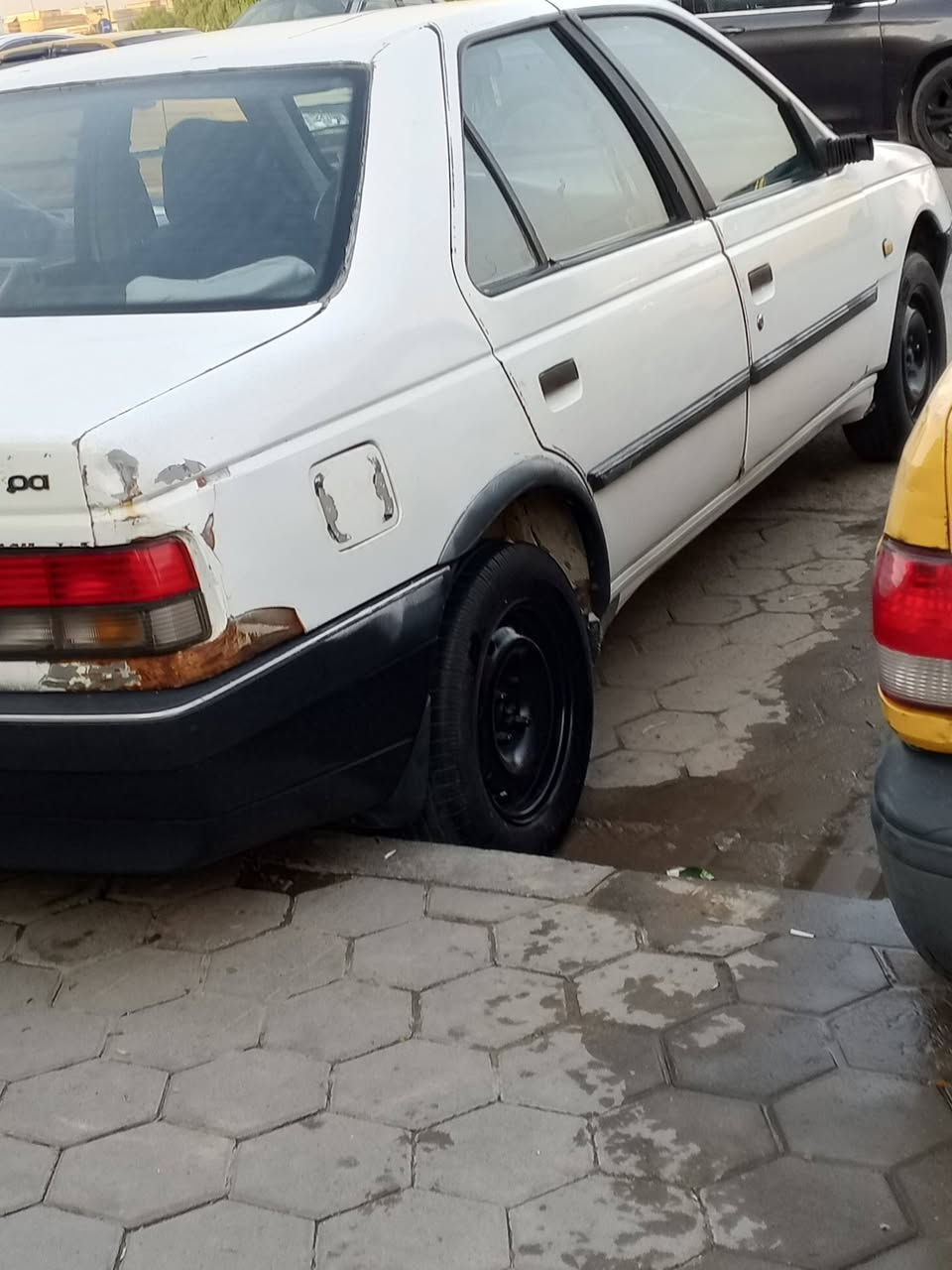 سلام عليكم بيجو روى للبيع مكينه بيه خيط بخار السياره صافيه الكير جديد كهربائية كله شغاله تخم تاير جديد ماناقصه اي شي مكاني نجف رقمه نجف مداور ثاني يوم السعر 13وبيه مجال قليل *********** بيه واتساب
