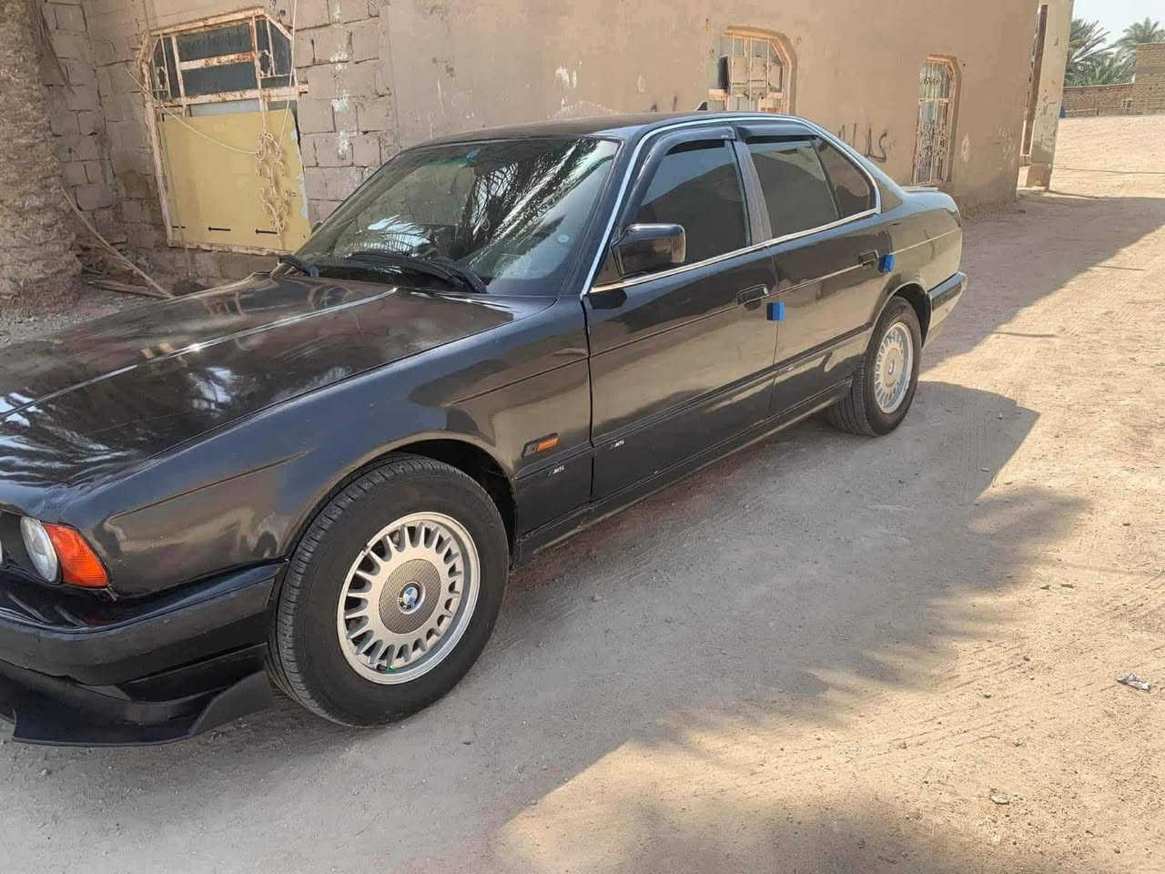 بي ام مكينه ٥٣٥ 
كير اوتماتيك  وتخم تاير حداديه تبريد مكينه مشروطات 
بيع مستعجل  ***********

نص مكتوب في الصور:
- Infinix HOT 11