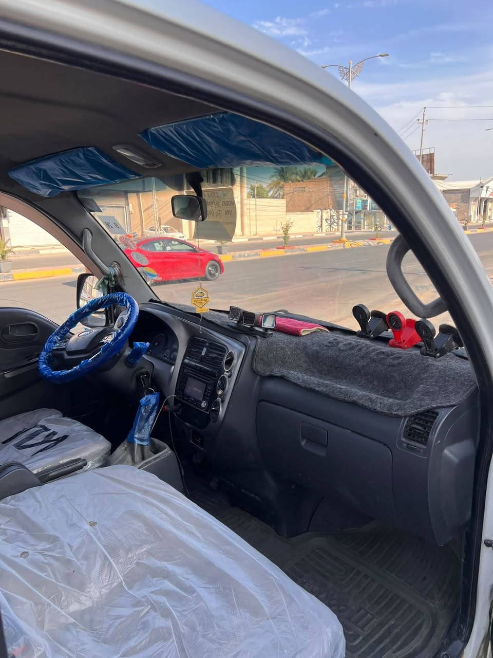 السلام عليكم
🚘 للبيع كيا حمل بنكو 2700 نثية موديل 14 كفاله رقم دولي وين يعجبك تحول 🚘

✅ تخم تأير جديد
✅ حداد إيه جديده
✅كير ومكينه كفالة
✅ السيارة جاهزة للشغل 💯

📍 العنوان: كربلاء المقدسة

📞 للاتصال والاستفسار: ***********

🔥 السيارة جاهزة، والله يرزق الجميع!
