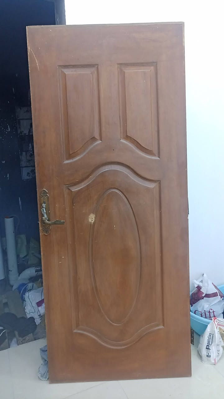 بيبيان للبيع العدد 4نضيفات فول الطول مترتين والعرض 90سعر الواحد ب75وبي مجال للشراي وهاذة رقمي ***********
