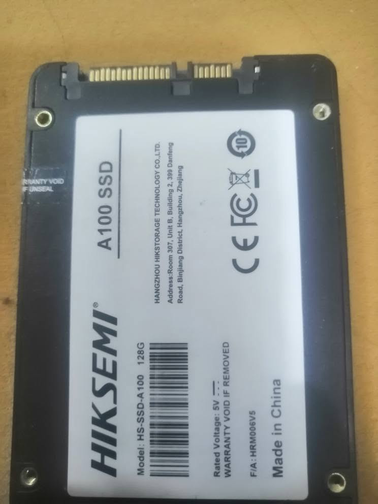 السلام عليكم ssd sata 128gb مع فلاش جديد من سانديسك اصلي 4gb كلهن ب25 ماكو توصيل عنواني نجف حولي الميلاد شارع 30 الثاني النجف, العراق
