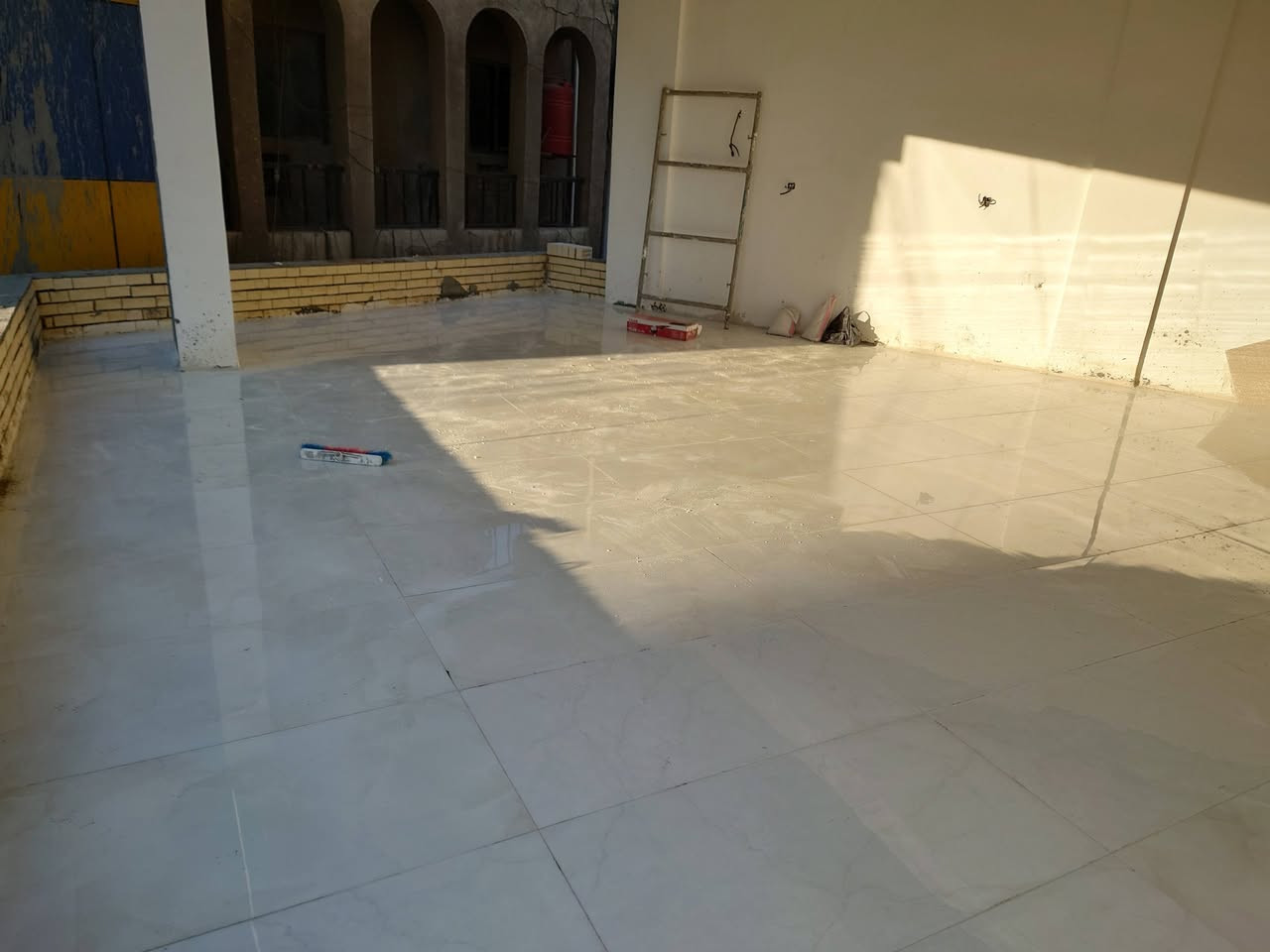 سيراميك • بخ نثر • شارع الكفاح