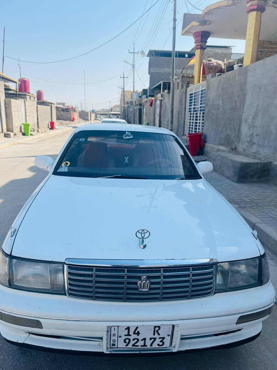 سلام عليكم ورحمه الله
سياره بطه فصل  موديل 95  رقمها بصره سنويه 31
مكفوله كص ونقل وضربه وصبغ عام وحزام 
تخم تاير جديد تبريد شغال حداديه جديده 
دواخلها جدد مسجل شاشه تاب سماعات شغاله 
تحويل ثاني يوم 
مكانها البصره لقرنه 
***********
إذ اكو مراوس اروس 
اريدها ب55 وبيها مجال
