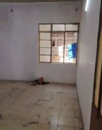 شقة • غرفتين • معزول درج خارجي