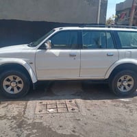 ميسبوشي نتافيا • موديل ٢٠٠٨ • لون ابيض