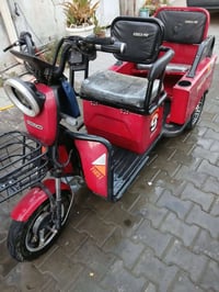 تك تك شحن وتساب 07833199855
