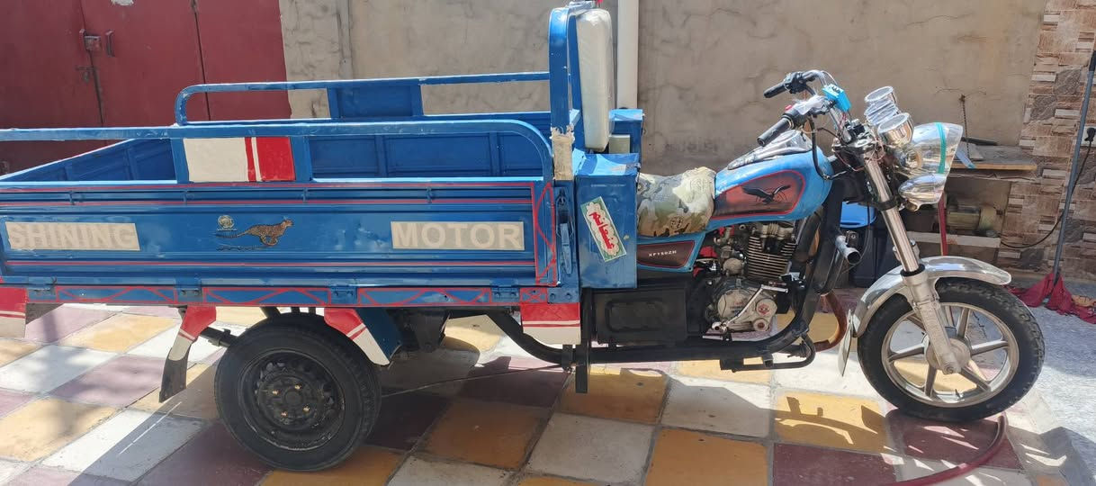 السلام عليكم ستوته جمره مديل 20كامله وراق صولي ستوته حلوه سعر مليون ونص وبيه مجال قليل رقمي***********@

