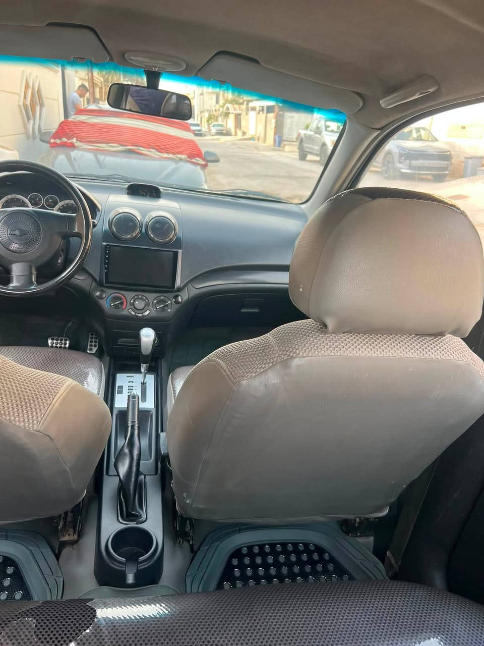 سلام عليكم أفيو موديل ٨ مكينه كير جدد باتري جديد تخم تاير جديد سياره كامله تبريد ثلج مكان بابل اسعر ٥٥ 
‏***********
