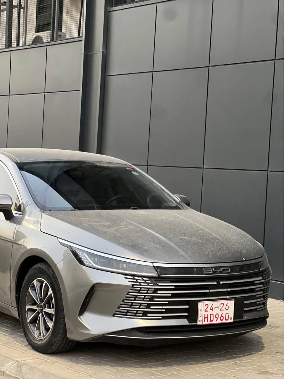 BYD دیسترۆیەر ٢٠٢٤
4 پارچە بۆیاخ بی ناو بی ئیرباگ
مستەع مەلی سینە 
٥٩٠٠٠ کم رۆیشتوە 
هیچ مەسرەفیکی تیا نیە 
گاعی قاڵبی تی گیراوە 
بە شەرتی تەحویلو غرامە 
ژمارە کاتیە
لە سلیمانیم 
*********** السليمانية, العراق
