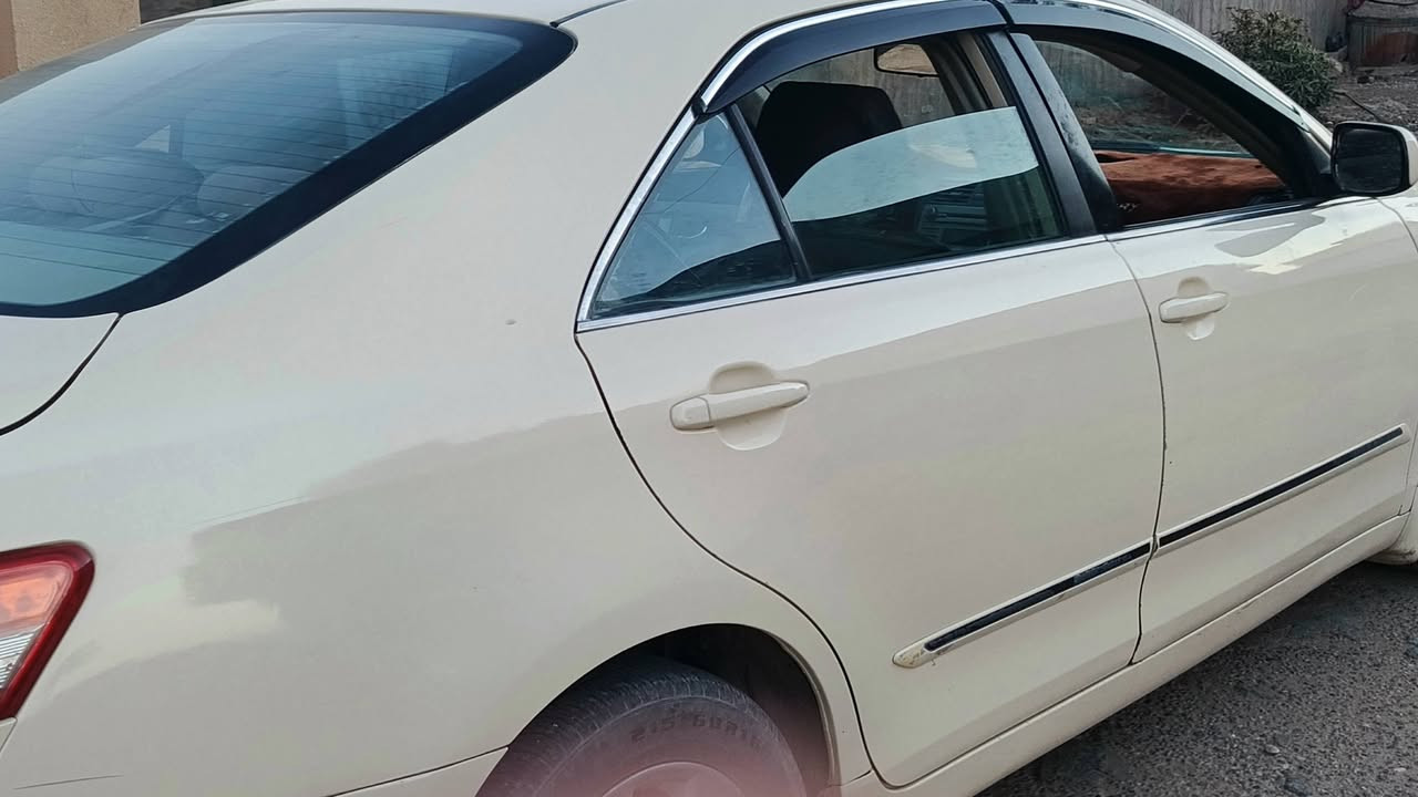 كامري  خليجي رقمه بغداد  بسمي
موديل  2007
محرك كير   فول
تخم تاير
صبغ عام    
السعر   88قفل
مكان   جويبه

***********
