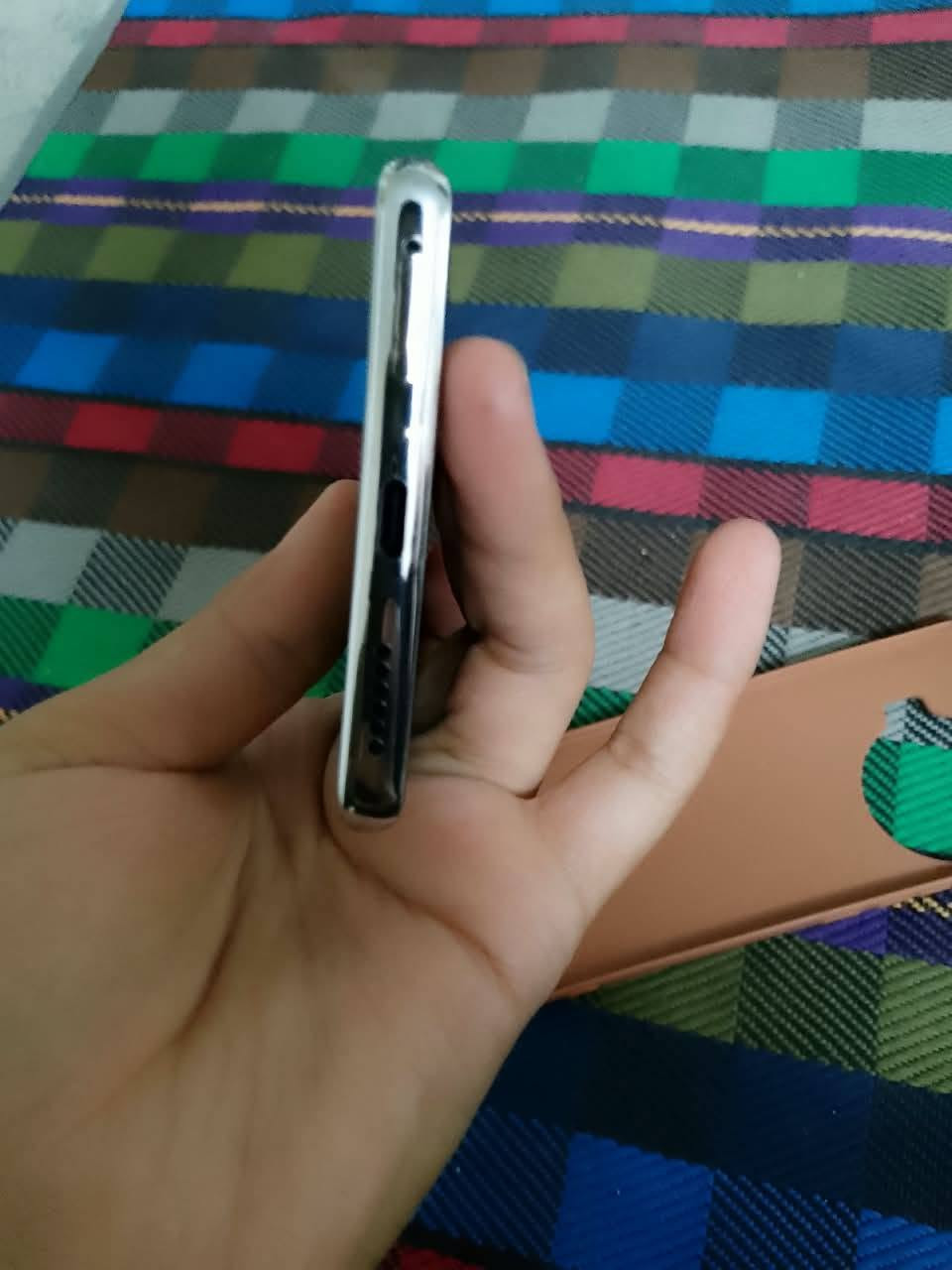 السلام عليكم تلفون نظيفTECNO SPARK 20 Pro+ذاكرتي 256 راما 8 + 8 اغاني تلفون جديد بكون بغداد العماري رقم الهاتف770 094 7624 سعره 225 اوبي مجال

نص مكتوب في الصور:
- هاتي -> HiOS Based on Android V13.6.0 الطراز TECNO KJ7 اسم الجهاز TECNO SPARK 20 Pro+ وحدة المعالجة المركزية Helio G99 Ultimate إصدار Android 14 الكاميرا الخلفية 108M TRIPLE Camera الكاميرا الأمامية 32M ROM 256.00 GB RAM 8.00 GB+ 8.00 GB 8 GB قابلة للتوسيع الشاشة 1080X2436 البطارية 5000mAh