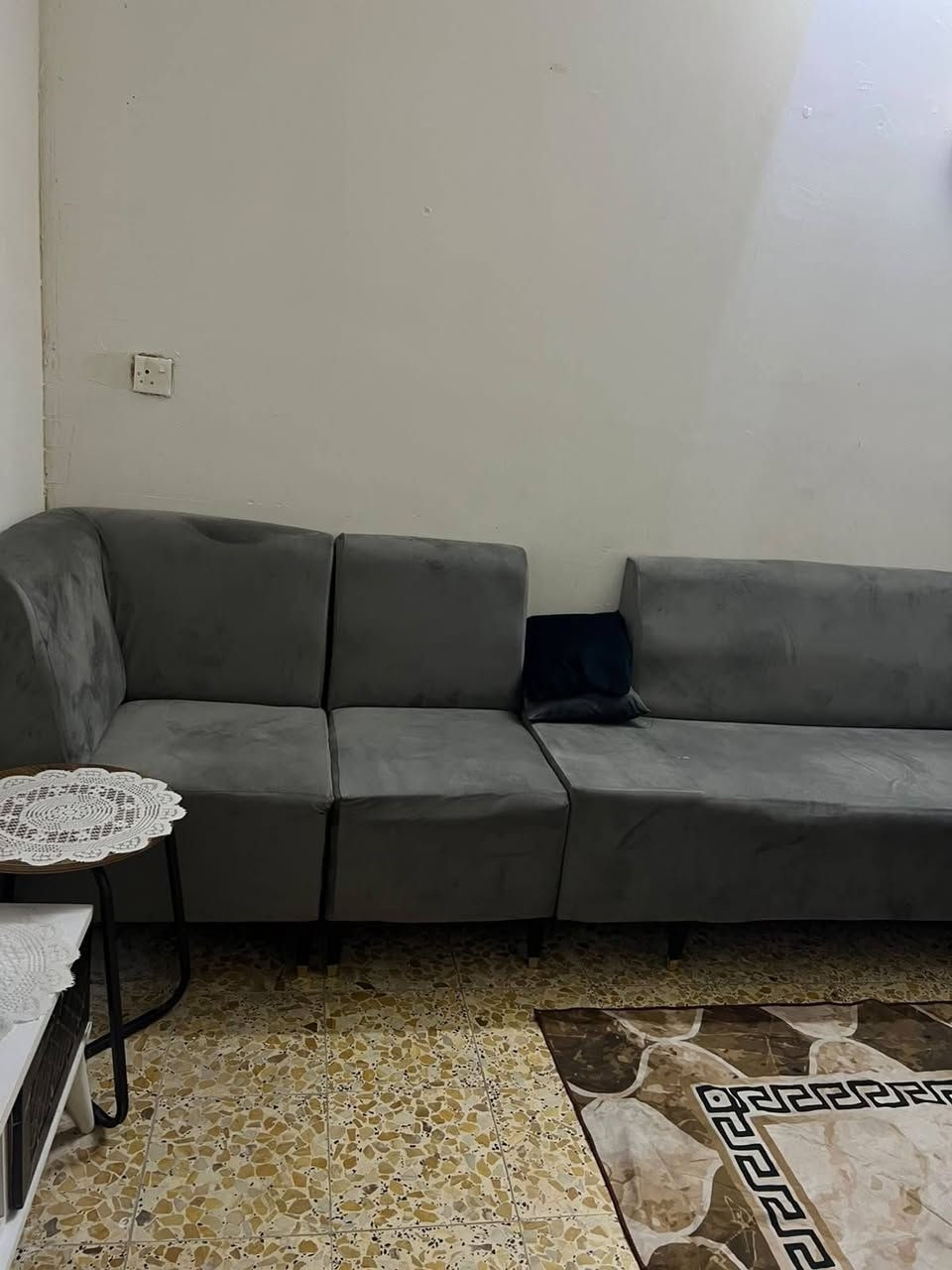 سلام عليكم عندي هذة ديوان مصالة 3اشهر عندي سبب البيع انقل الى مكان ثاني سعر 300جديد ونضيف وبي مجال بسيط رقم الهاتف متوفر، واتساب ***********
