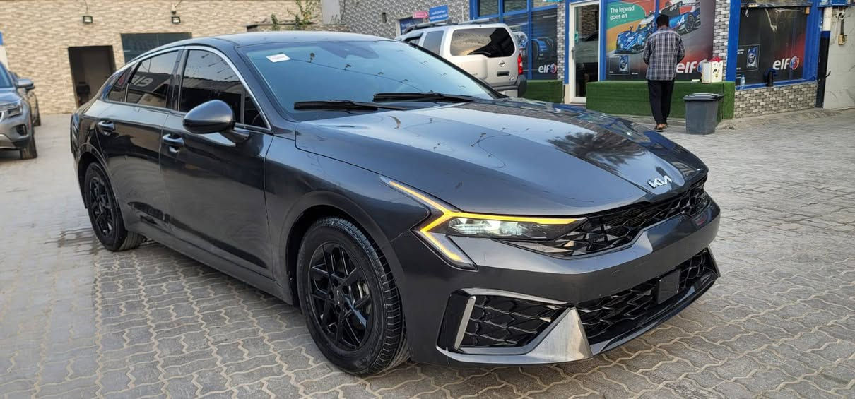 من الامارات الان تم الشحن الى العراق 
كيا كي فايف 2025 بجم سليم 
السعر مصلح واصل البصرة ⬅️ 109$

شركه الجوهره لا ستيراد وصيانه السيارات الوارد امريكي

ولدينا فروع في اغلب المحافظات

*********** واتساب او اتصال

رابط الفيسبوك
https://www.facebook.com/share/1DFveks498/
