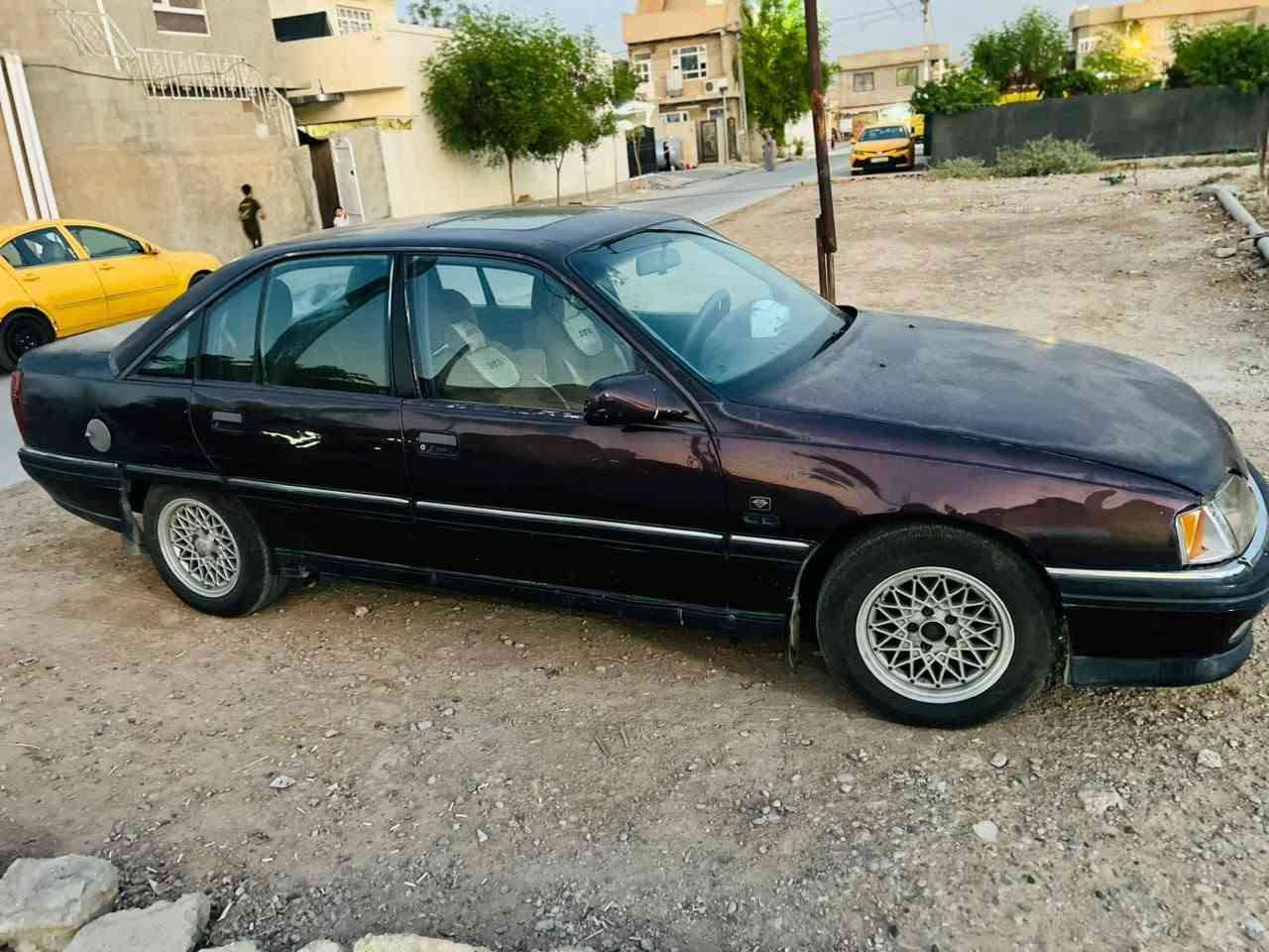 سلام عليكم
سياره اوميكا البيع
موديل ١٩٩٢
شرط تحويل وغرامه 
سياره محرك كايم
السعر 25 بي مجال
*********** كركوك, العراق
