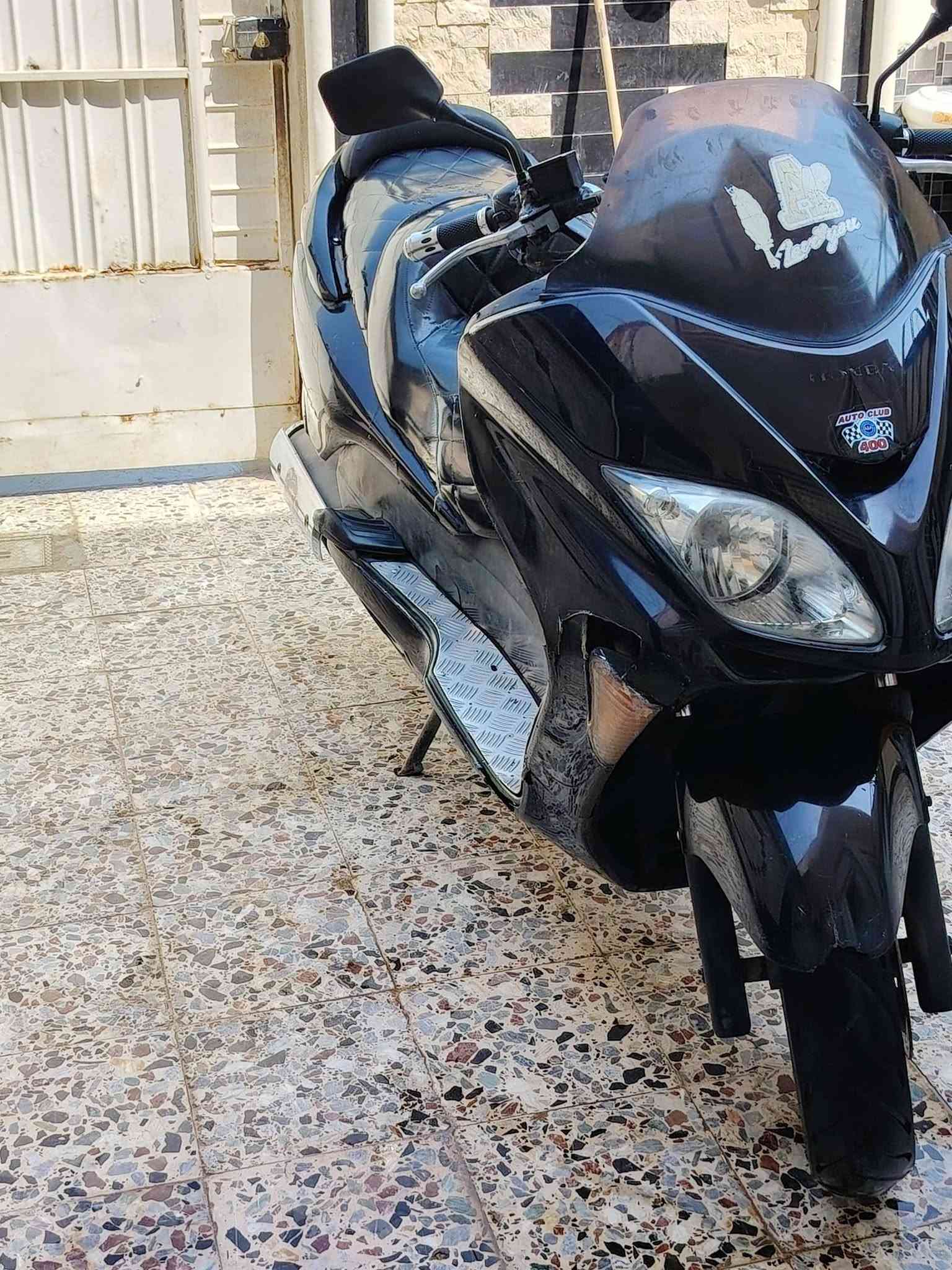 السلام عليكم فورزه 08 بصمه من كلشي جاهزة كهربائيات 

كلشي شغال لايت 4 حركات مثل ما موضح مفتوح بس والفا 

فقط   تايرات امامي خلفي جدد كله شغل

  دراجه خير من الله              اذا اكو دراجه ربع كير نصيفه اورس نطي فرق او فورزه 0. 10  مروس نطي فرق عادي 
 
السعر 650 وبيها مجال 
 
***********              
 
بي واتساب
