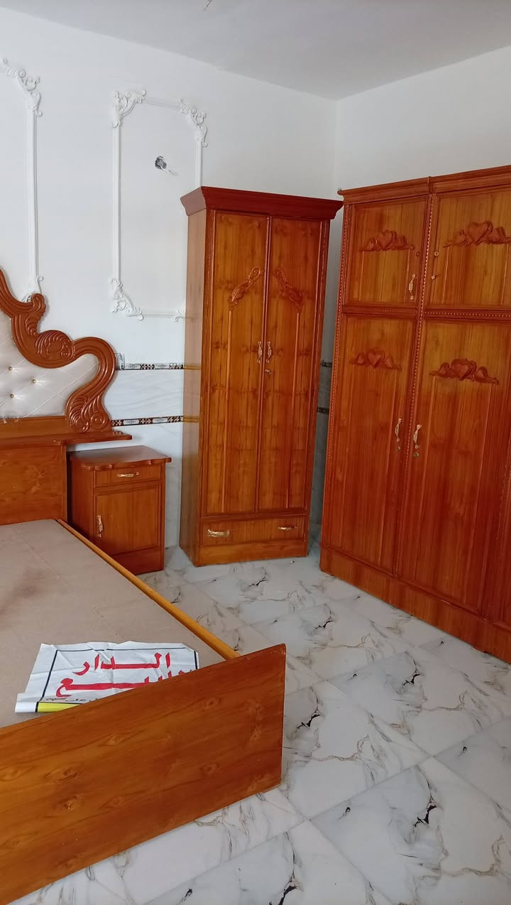 غرفه للبيع اخت جديده مكان كوت زين القوس ***********
