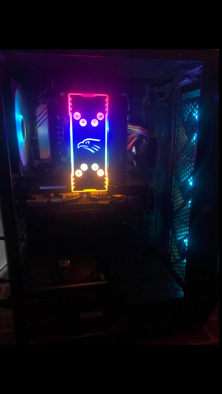 تجميعة للبيع او مرواس بدراجة شحن
i7 10700K مع كارت شاشة مدمج 

rx580 8g 

 8x2 ddr4 16g 3200

Ssd500  m.2 128 hhd 500

كيس ٤ فانات rgb مع هاب 

Power 500W مع rgb

شاشتين وحدة شركة asus والثانية شركة dell كيبورد وماوس  ثنينهن 75fps 

الحاسبة تشغل كل الالعاب شكو لعبة ابالك تشغلها و بأداء زين روكت ليك على اعلى اعدادات 240f فورت نايت اعلى اداء 144f ولعبة gta5 اعلى اعدادات ١٢٠ واي لعبة ابالك تكدر تجربها عليها مشتريها قبل ٤ اشهر القطع كلها جديدة والتجميعة اني لميتها قطعة قطعة 

 تجي تفحص يمي ب المحل وتاخذها مكاني بغداد شهداء البياع  *********** وموجود واتساب 

**والله الحاسبة كلش زينة وما ناوي ابيعها بس طالب سادس ودوام ومحتاج دراجة  اروح بيها وجي
