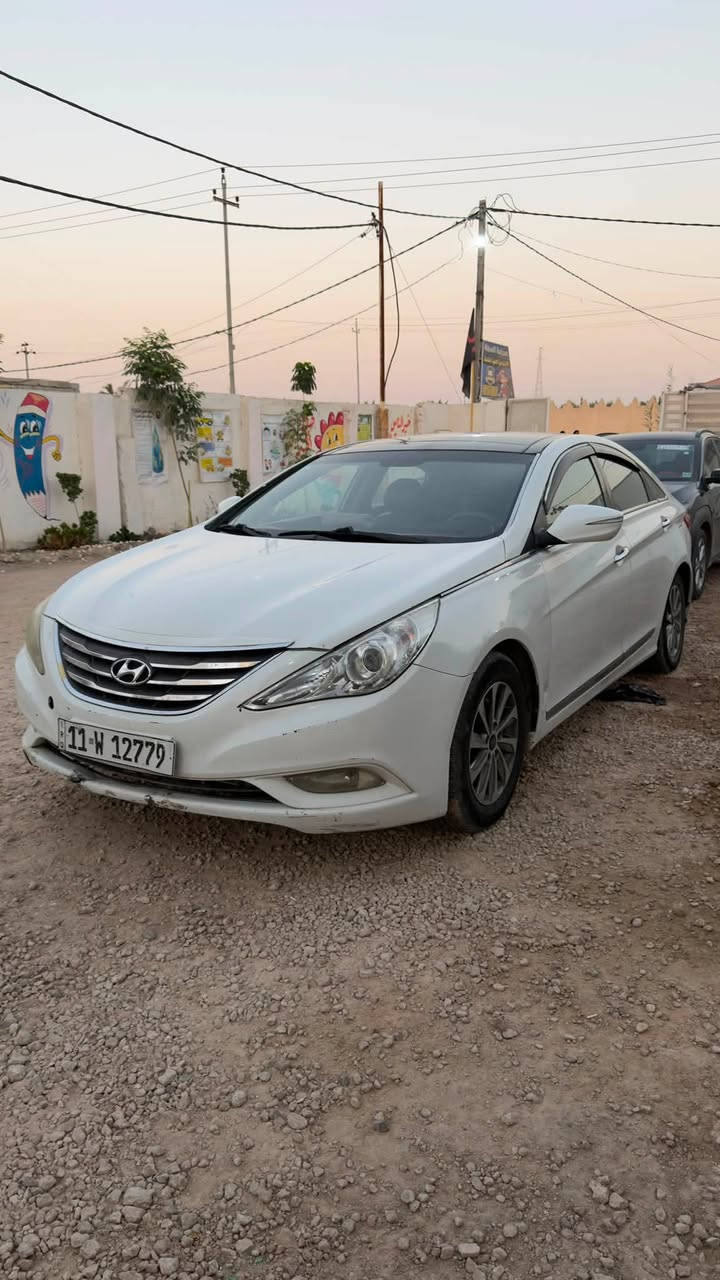 🚘 للبيع هيونداي سوناتا 2012 – مواصفات خليجي
🔹 موديل: 2012

🔹 محرك: 2.0 بنزين

🔹 4 سلندر

🔹 كير أوتوماتيك

🔹 المواصفات: خليجي

🔹 اللون: أبيض

🔹 داخلية جلد

🔹 عدد المقاعد: 4

🔹 لوحة بغداد خصوصي

السيارة مرتبة وحلوة، استخدام شخصي، وتبريد وتكييف ممتاز. ، وفول مواصفات بصمة وبانوراما وكاميرا خلفية 

الصبغ عام مثل مو موضح بالإعلان.

عنواني بابل _ الحلة 

📞 ***********
