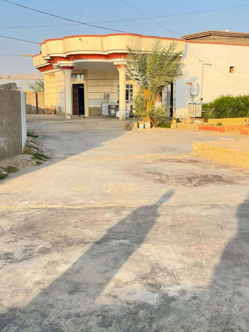 ٥ بيوت • ملعب سباعي • قضاء الرمانة البوعبيد