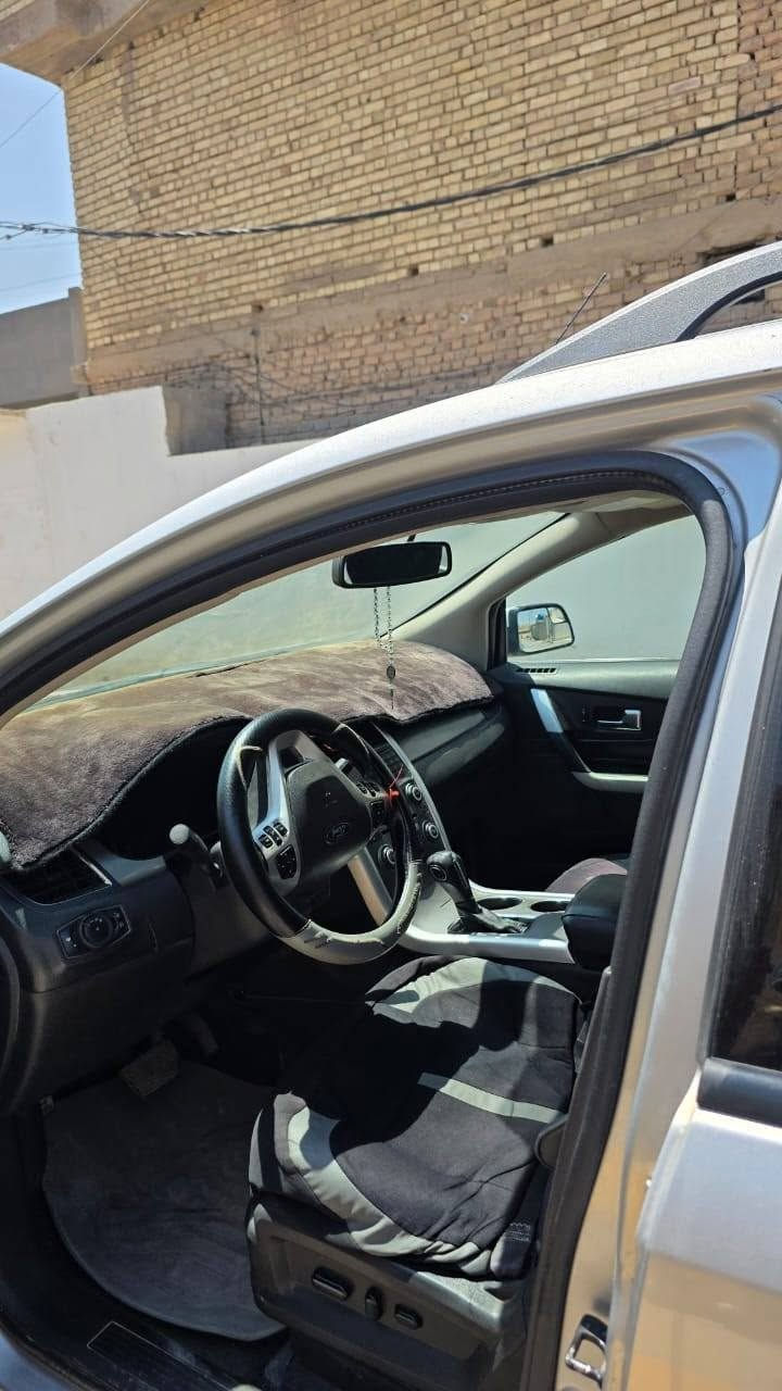 🚘 للبيع فورد إيدج 2013
✨ الموديل: Ford Edge 2013
⚙️ المحرك: 3.5 V6
🔧 ناقل حركة: أوتوماتيك 6 سرعات
🎨 اللون: سلفر 

تحكمات استيرن 

5راكب 
💪 محرك قوي وأداء ممتاز

السيارة مناسبة للعائلة وقيادتها مريحة، ومواصفات محرك الـ3.5 V6 تصل إلى 285 حصان بحسب مواصفات الفئة.

📍 الموقع: الفلوجة
📞 للاستفسار: ***********
