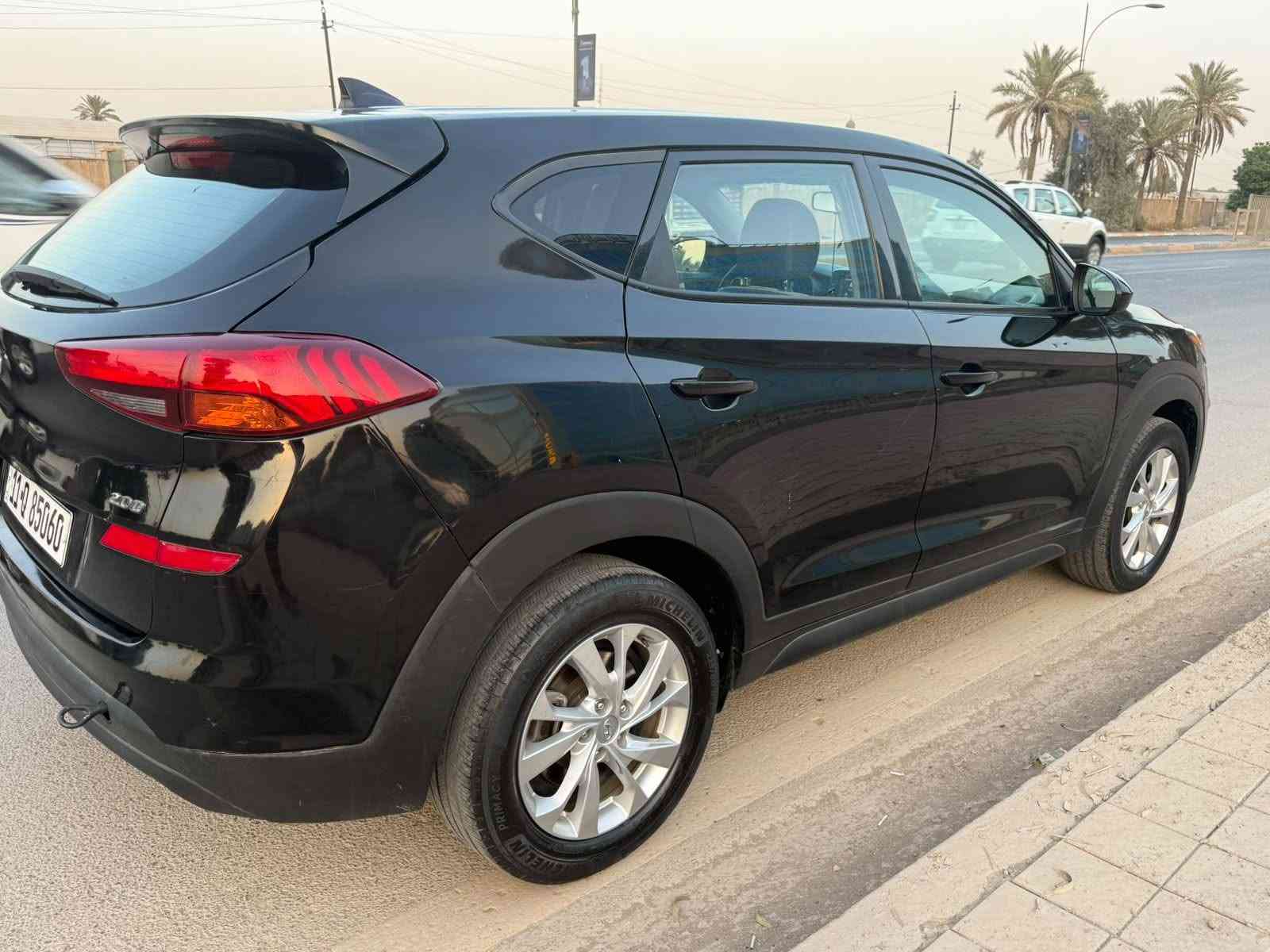 للبيع توكسان 2021 السعر 135 

توكسان 2021 وارد امريكي ضرر ثلاثة قطع  رقم بغداد دولي تحويل مباشر  هزة جديدة
تبريد مكينة كير خير من الله صدر جديد 
سيارة جاهزة مالت جناي

السعر 135 وبيها مجال مكان السيارة بغداد الطوبجي
للتواصل 
‏‪***********‬‏
