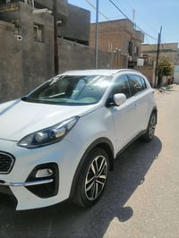 كيا اسبورتج 20 خليجي ماشية 62 مرقم مثنى بيها تبديل 3 قطع ورش صبغ خاليه...