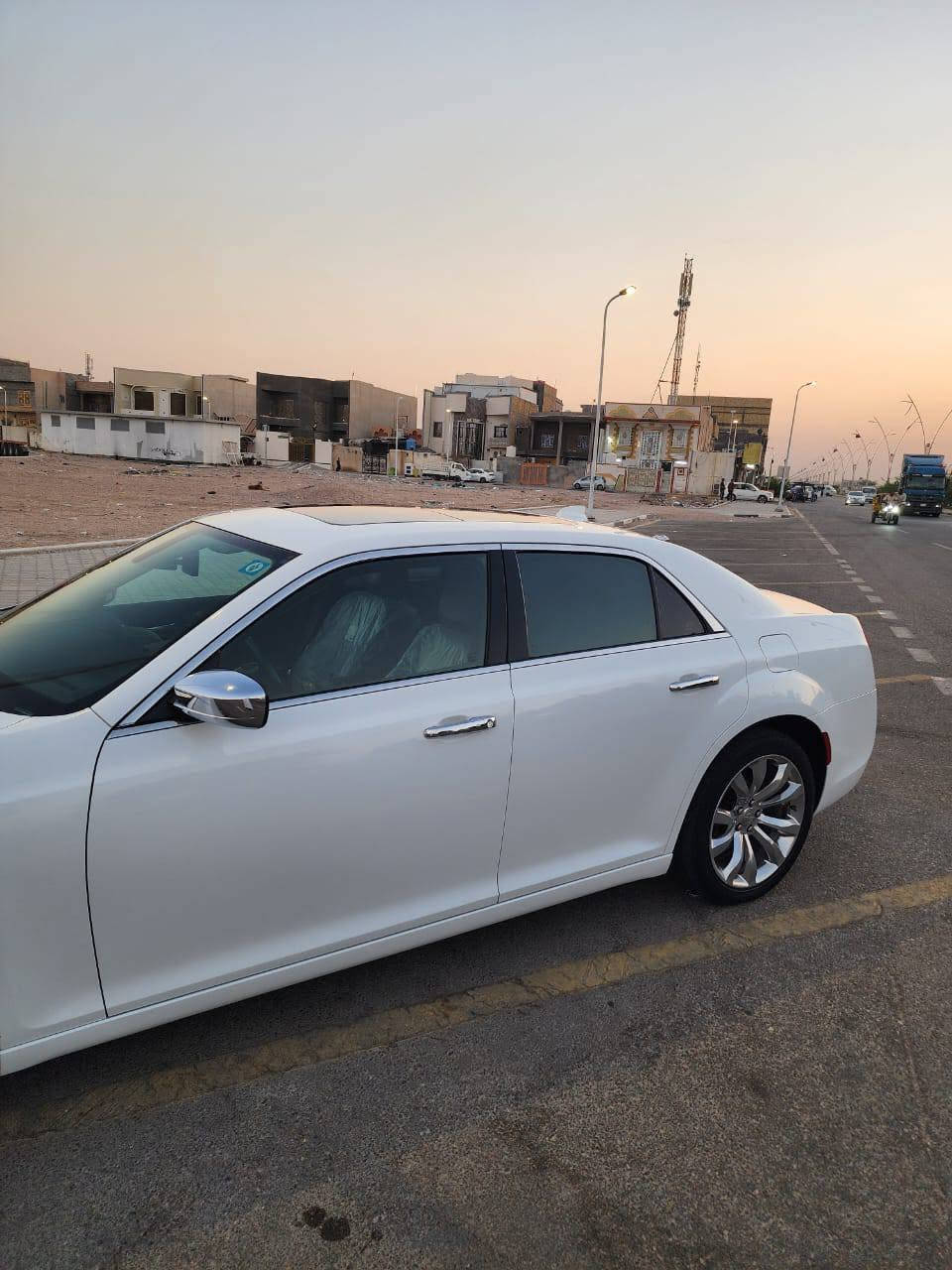 كرايسلر 300 • ٢٠١٩ • وارد أمريكي