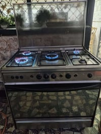 للبيع طباخ غاز 5 عيون باب الاول   طباخ حجم كبير، 5 عيون وفرن غاز، ستان...