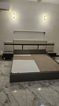 غرفة نوم • مستعمل • نضيفه