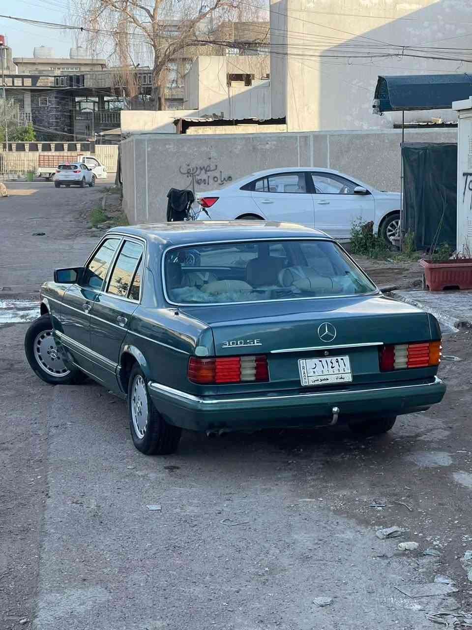 السلام عليكم
مارسدس جامبو 300se موديل 1990

بلاديه بدون أي نقص 

اكسل جديد 

دبل مروحه 

فتحه سقف

كشنات كهرباء 

دبل فيتيم 

دبل هورن 

نقصه الوحيد يحتاج دوشمه للكشنات فقط 

السياره جاهزه ومآبيه أي نقص ان شاء الله 

السعر 90وبيه مجال للشراي 

المكان شارع فلسطين 

الرقم ***********
