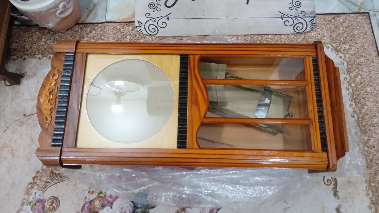 سلام 👋 عليكم 
للبيع ساعه انتيكا انتاج 1979 صنع صيني إستيراد المنشاء العام السواق المركزية نضافه عالية جدآ جداً ع وضع شركه نقصها كارتون 
ليرغب بل شراء يراسل الصفحة خاص فقط او تصال 
***********
