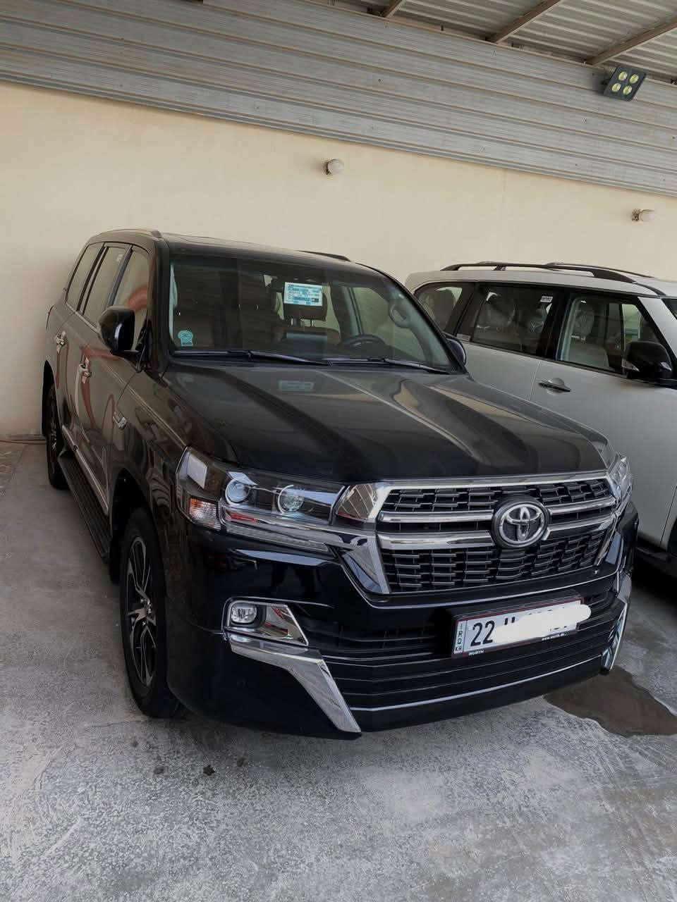 لاندكروز GXR • بحرينية • V6 4000