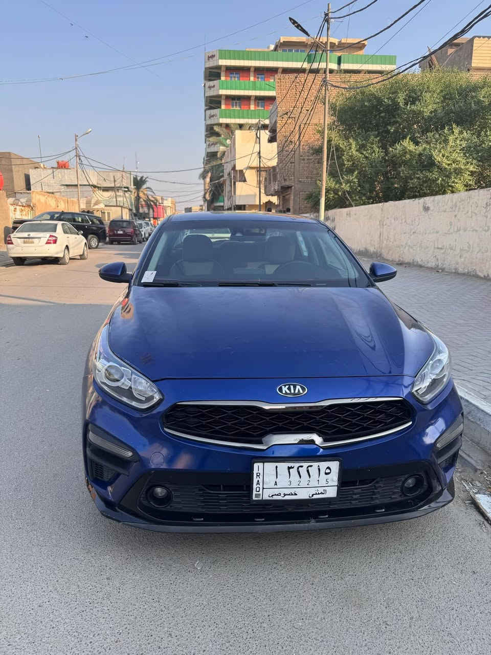 السلام عليكم 
فورتي موديل ١٩ محرك ٢٠٠٠ دوش كير AT 
رقم مثنى معوقين إب شهر ١١ اتصير حرة 
حادثة موجود بل الصور 
موجودة بغداد المنصور 
سونار موجود 
105$ وبيها مجال 
***********
