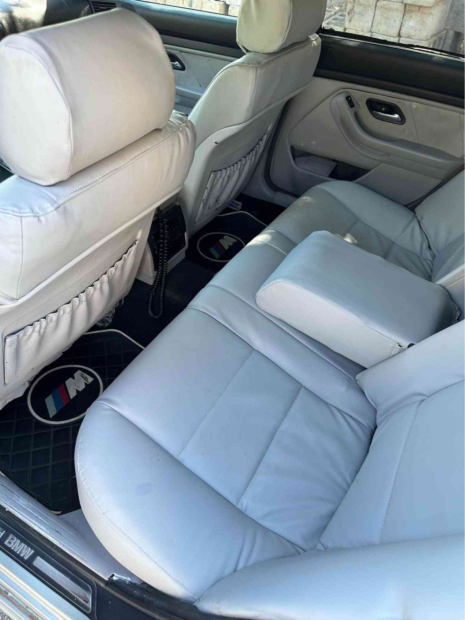 🦅BMW/1999/528Ai🦅
ماشاء الله له ماڵی هەموو لایەک
ئارم پلاستیک هەولێر ئاڕمو ئەوەلیات بەشەرت 
شتی جوان و راقی دانسقە لۆک لۆک 
دەحەمی پێشو دواوەی M لۆک 
تەبرید بەشەرت 🥶
گەرمی بەشەرت😰
سڵایت بەشەرت دەحمو لێدراو موسو بڕاوە بەشەرت گێچی بەنزینو ناو گێچی کامل ئیش دەکا بەشەرت هەزەی تازە بۆ کراوە لۆگۆی ئارمی پێوەیە بەگ لایت شکڵ لید لایت ناو ڕەش ساڵۆنسای تازە بۆ بەستراوە پانکە کارەبای بۆ بەستراوە ٢ سویچی بیلادی لەگەڵە بە کۆنتڕۆڵ جامو سڵایتی دادەخرێو دەکرێتەوە ABS بەشەرت 
کارەبای بەشەرت پێشو پشتی بەشەرت دەبلو دارو بەردی بەشەرت هەتا بڵیی نەرمو خؤشە /هەیکەلیکی هەتا بڵیی جوانو رێکی هەیە 
لایت ئاڵقەوکامل زینۆنو   /رەقەم ئسڵی/ گێرو مەکینە بەشەرتی ١٠٠ فیتەر  دوکەڵو بوخار بەشەرت/ 528Ai تاک دیجیتاڵ زۆر بەقوەتە تؤماتیک ٣گێر گێڕی حادیو سپۆرت مەزبوت ئؤفەری ژێر لاق مازبوت بەنزین زۆر کەم دەخوا /کامل سێرفز کراوە/پلاک نۆزڵ مەسفی فیت پەمپ ڕۆنی گێڕو مەکینەو ئەکسلی تازەیە ئیفرۆی مەزبوتە   کوشن جڵدی کرێمی زۆر جوانە شاشە ئایپادە /  ناوی لە دەرئ جوانترە 200,000حەقیقی ڕۆشتوە 
سەیارەکە پێویست بە وەسف ناکا 
دەحامی بۆ دەحامی بەشەرت لە رەسمەکان جوانتر نەبو هەقی رێگات حایدی من لە ماڵەکەی خۆم بئ منەتم 
هەمو شتێکم بە وازحی بۆ نوسیوی مشتەری تیل بکە لەخزمەت دام
بۆ زانیاری زیاتر *********** فایبەر 
وەتسئەپ
شوێن .رانیە رانية, السليمانية
