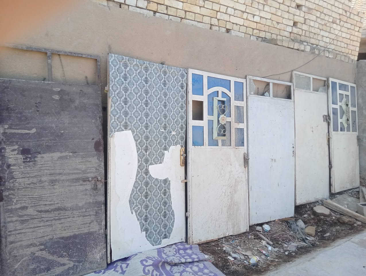 سلام عليكم مال فقير ال ماعنده يشتري جديد بيبان بدون جرجوبه سعر الباب20الف باب تواليت سعر 25 مرجوحه 60الف قياسات البيبان العرض 90ولطول190،و200مكاني فلكه حي نصر تواصل عل وتساب ***********
