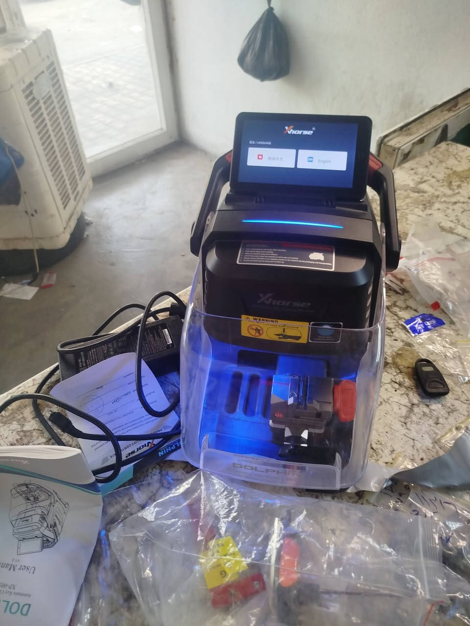 جهاذ كوندور xp005 l 
جديد مامستخدم  سعره 1850 دولار. بشرط. مكان جمجمال

*********** واتس اب.. 
***********
