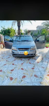سلام وعليكم. للبيع افيوو موديل 2006 خليجي مفتوح  مو مسكر رقم بابل بسمي...