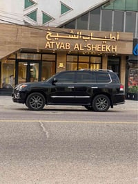 لكزس • ٢٠١٤ • ماشيه ١٤٠ الف