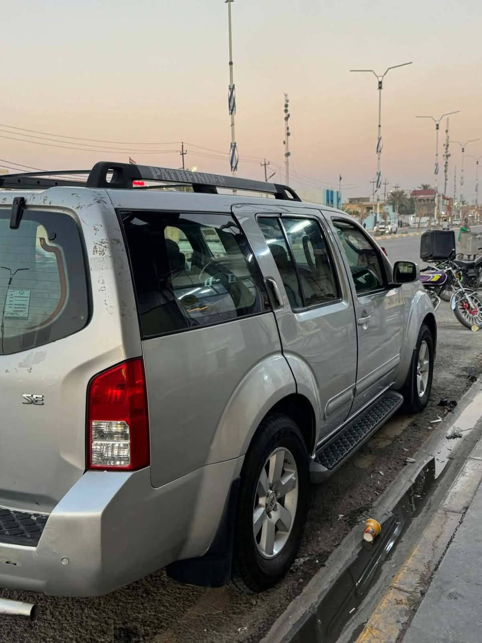 نيسان بافندر • ٢٠٠٨ • رقم بغداد