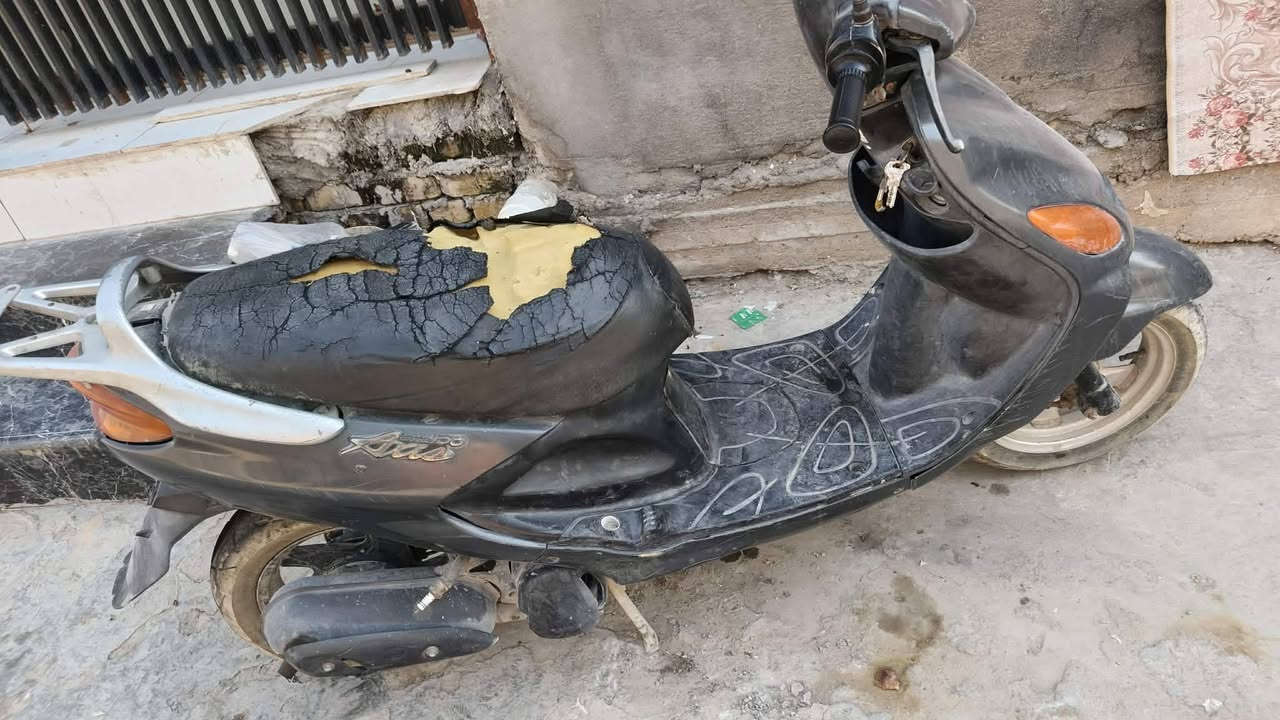 سلام عليكم دراجه البيع كله شغل سلف هندر السعر 350 وبيها مجال المكان ناصريه سوق الشيوخ الرقم ***********
