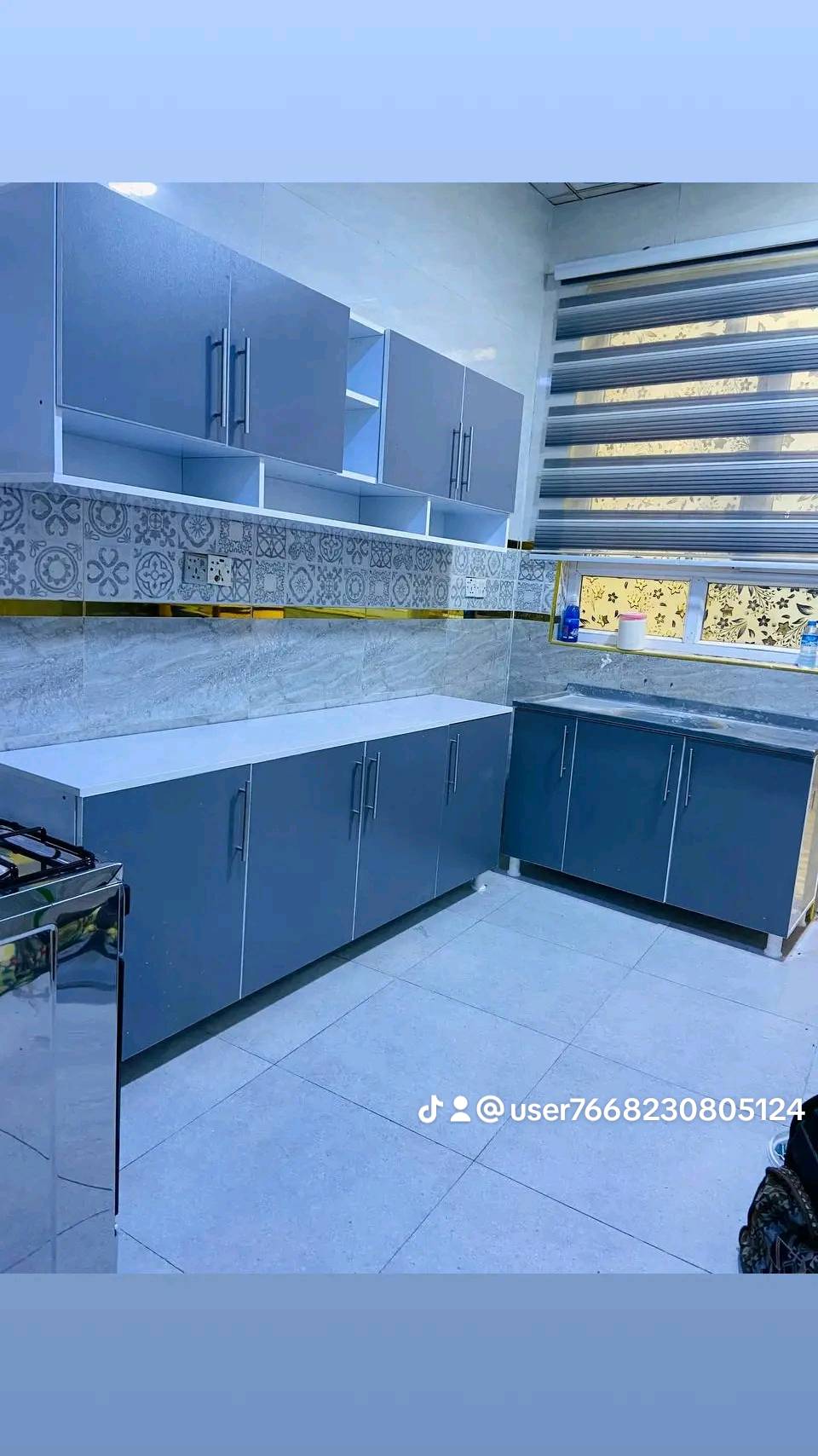 كاونتر خشب تركي mdf ✔️
📌قياس مترين ارضي وملحق +سنك متر و20 
مرمر السنك فقط 
السعر //300
متوفر بالوان 

توصيل لجميع المحافظات العراق#بغداديات #كاونترات خشب #خشب #محافظات #mdf #مناسب #راقي #كربلاء #نجف #بصره #ناصريه